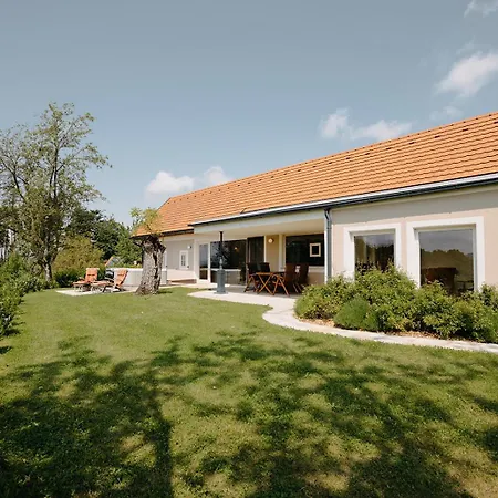 Casa Kathinka Nyaraló
